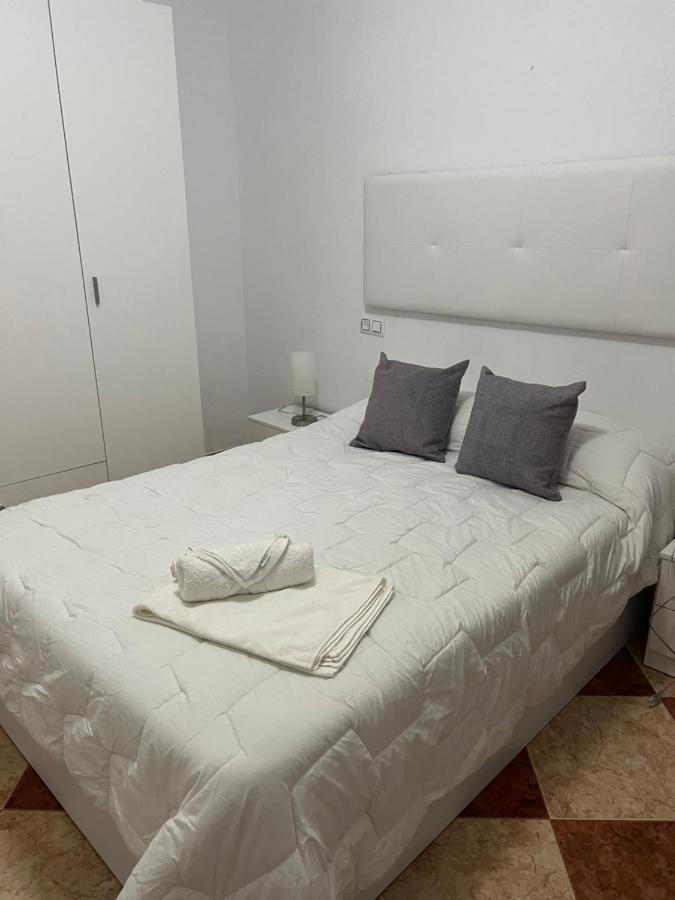 El Torreon 3 Apartment Lora del Rio Exterior photo